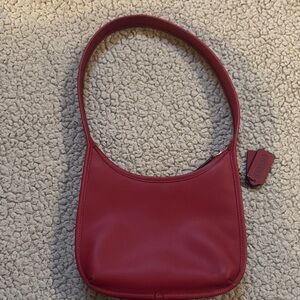 Coach Curve Zip - Ruby Red